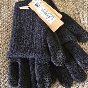 Steve Madden Black Knit Gloves